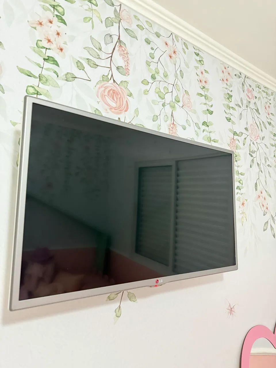 TVs 