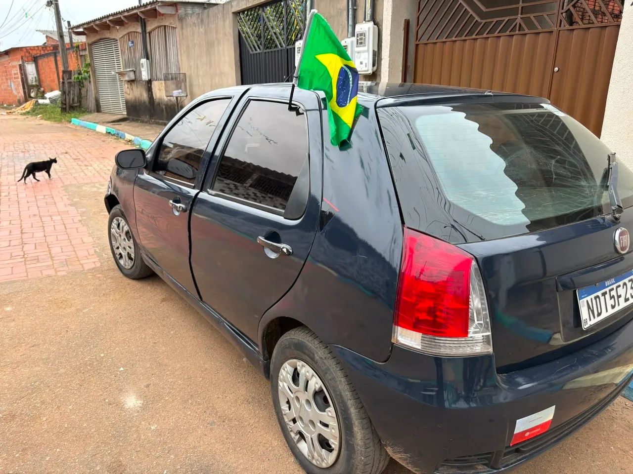 Fiat Palio Celebration 1.0 Fire Flex 8V 4P 2008 - Foto 2