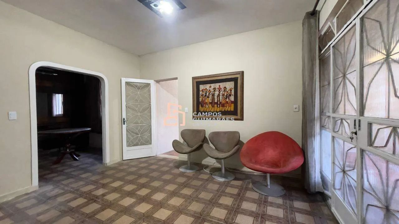 EXCELENTE CASA DE 3 QUARTOS, DE FÁCIL ACESSO AO CENTRO COMERCIAL - Foto 3