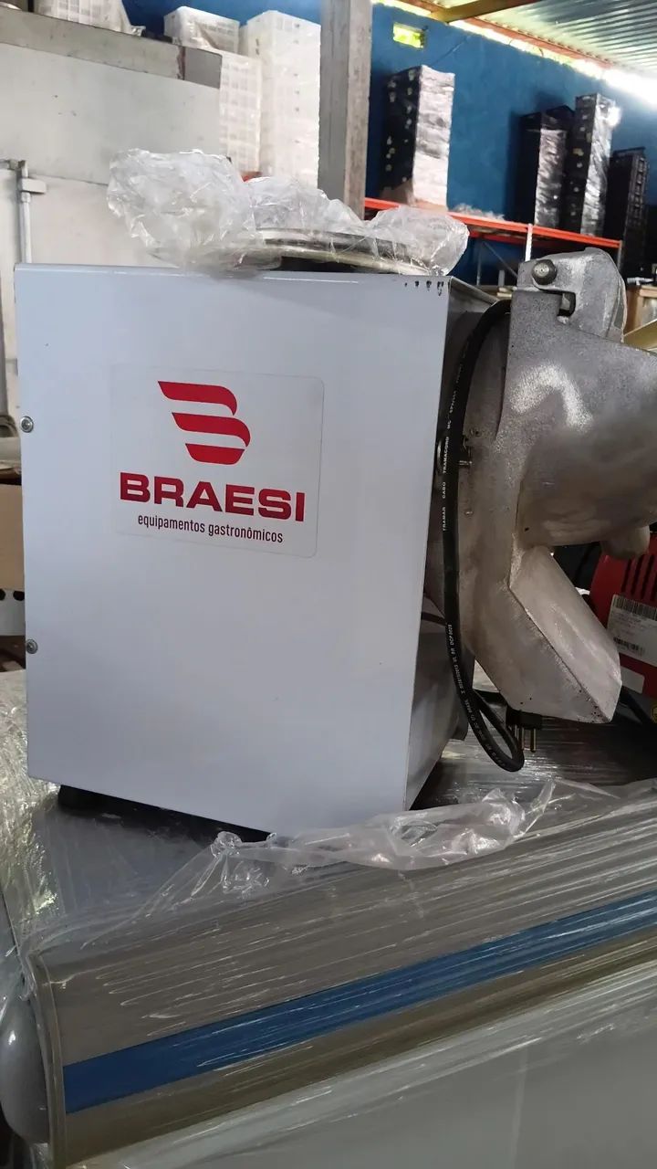 Ralador de coco e queijos elétrico Braesi  - Foto 2