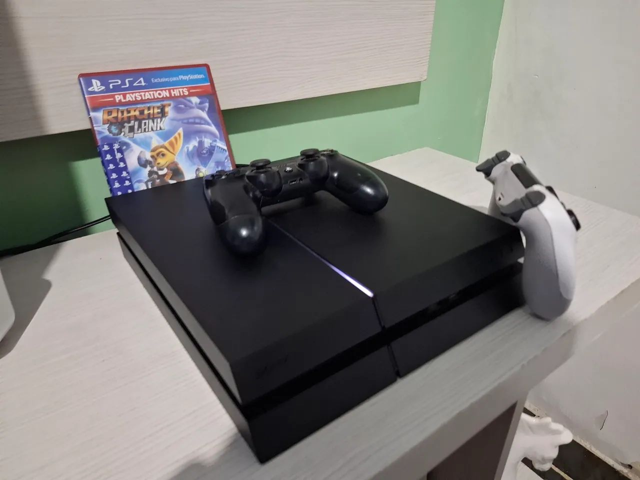 Ps4 Fat + 2 Controles e 1 Jogo - Foto 4