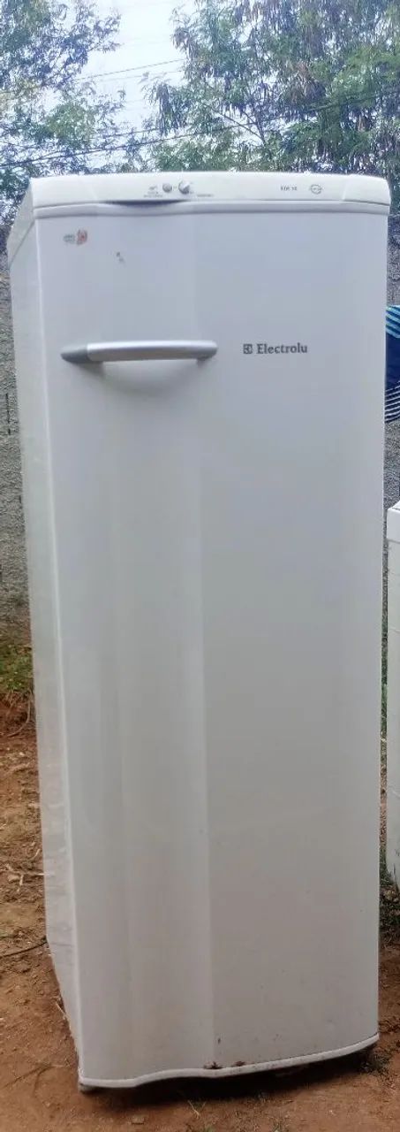 Vendo está geladeira 