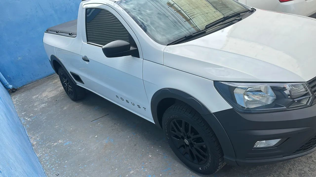 Volkswagen Saveiro Robust 1.6 Total Flex 8V 2017 - Foto 2