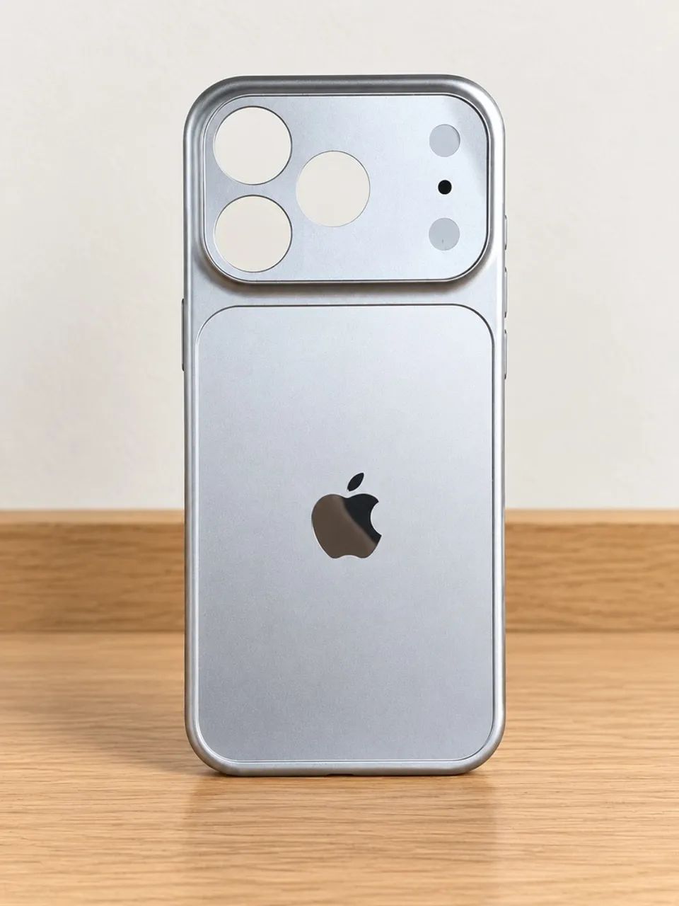 Capa para iPhone 17 Pro com Proteção para Câmeras - Foto 2