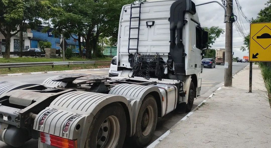 MB Actros 2546 6x2 ano 2012 - Foto 4