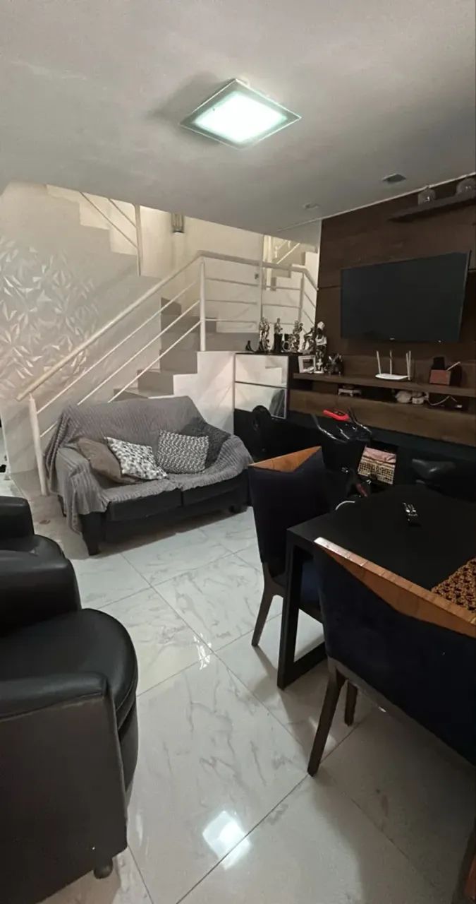 Casa Duplex em Condomínio com área de lazer próximo Av Godolfredo Maciel! - Foto 3