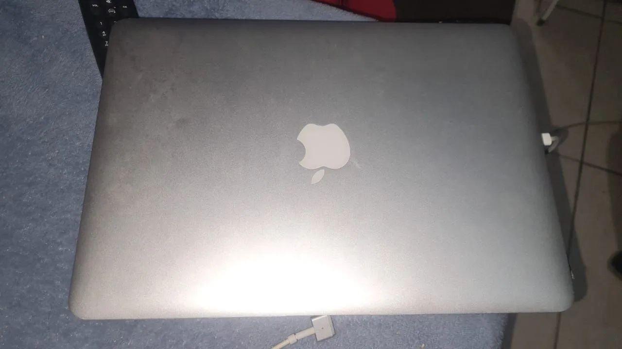 MacBook Pro Apple Prata 2015 - Foto 2