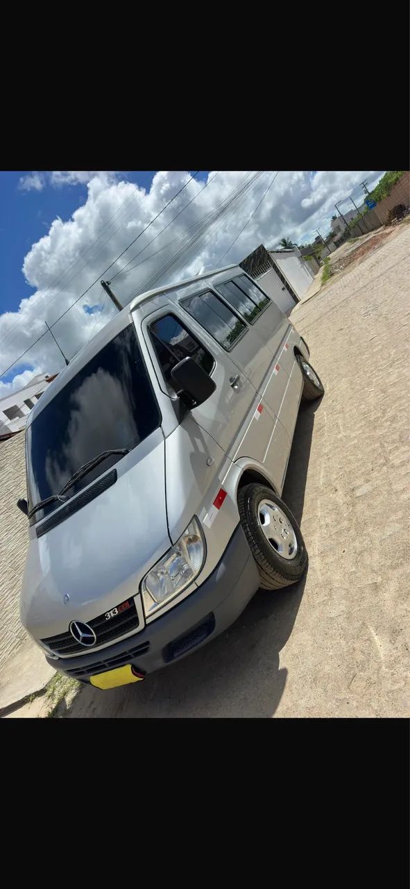 Mercedes-Benz Sprinter 2011