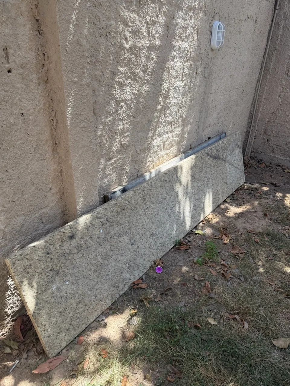 Bancada de Mármore com Pia de Inox