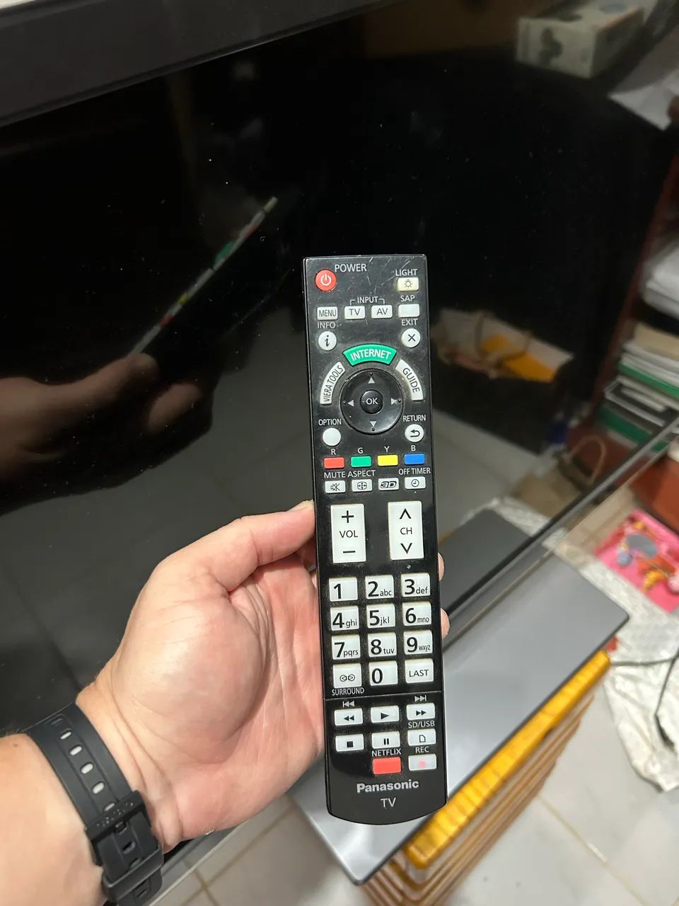 TV LCD PANASONIC 42? Muito nova.