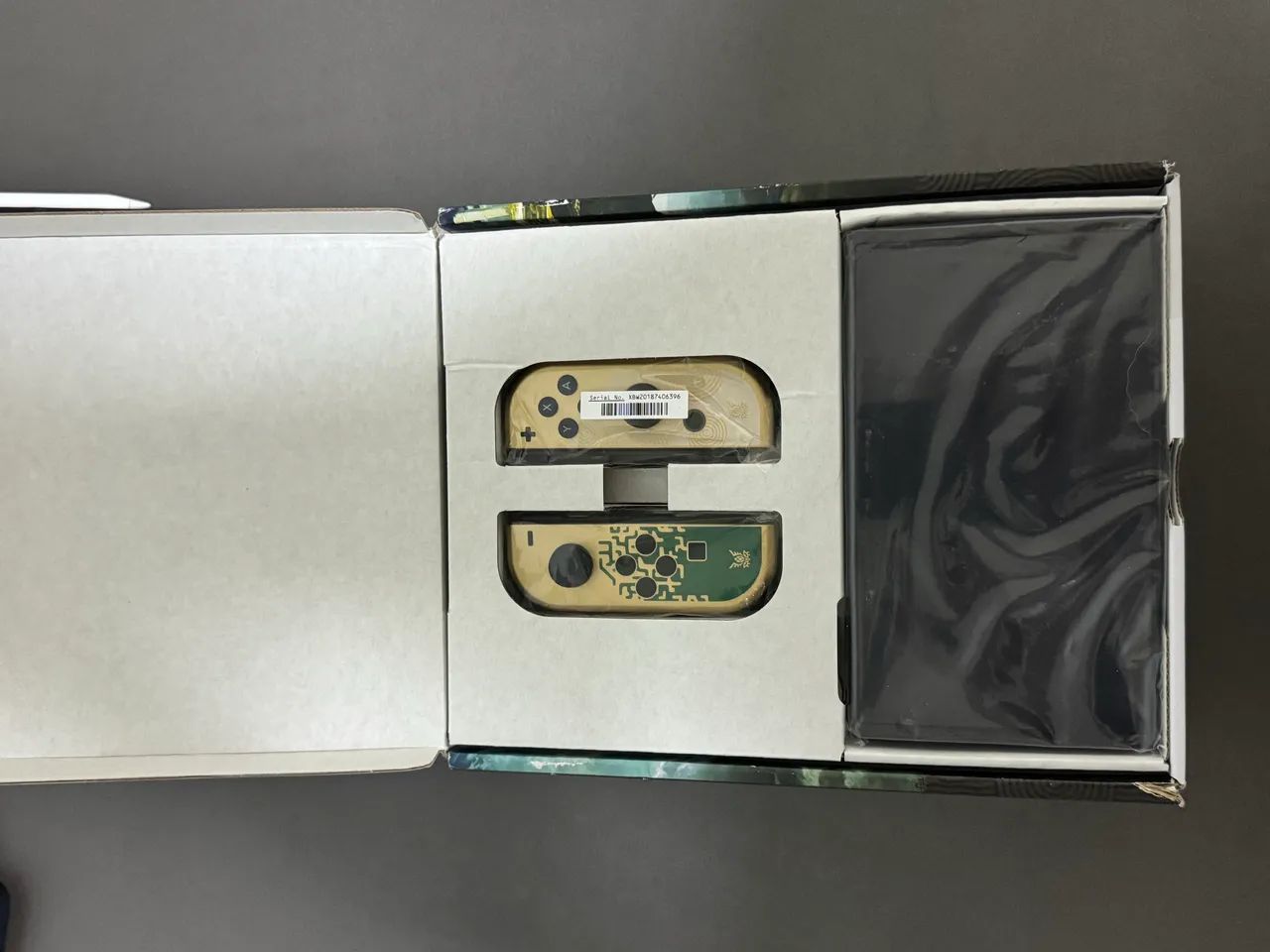 Console Nintendo Switch Oled Zelda Tears Of The Kingdom - Foto 3