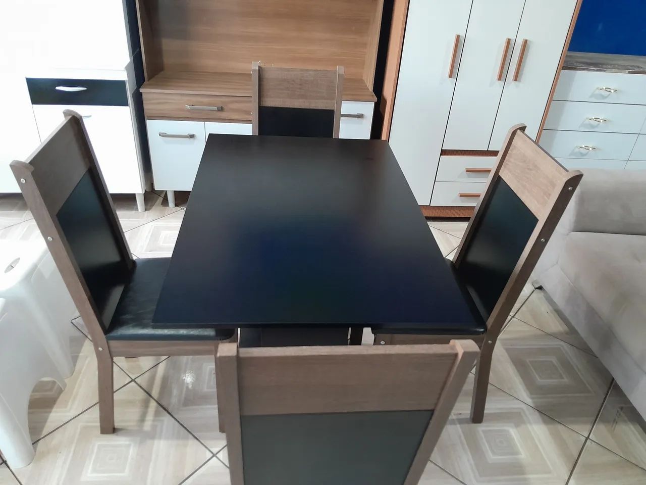 Mesa retângular 4 cd almofadadas MDF  - Foto 3
