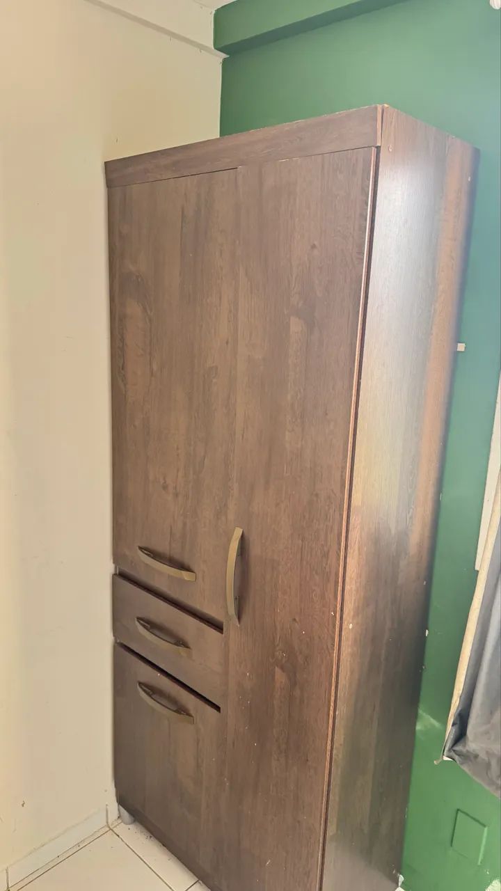 Guarda roupa solteiro 