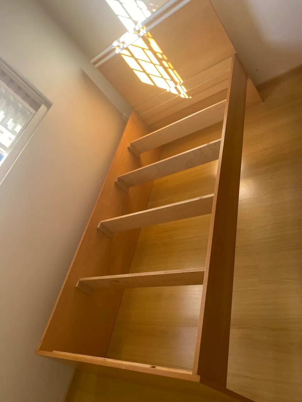 Cama de solteiro em madeira com bicama auxiliar - Foto 3