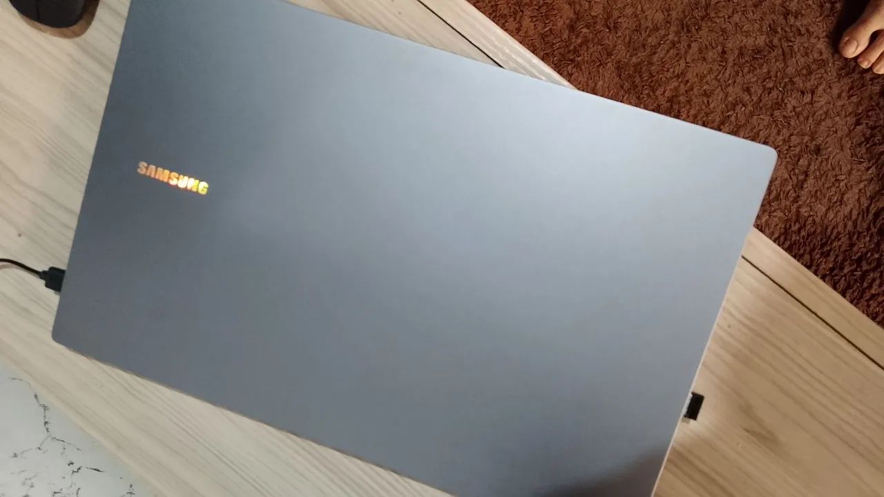 Samsung Book 4  - Foto 2