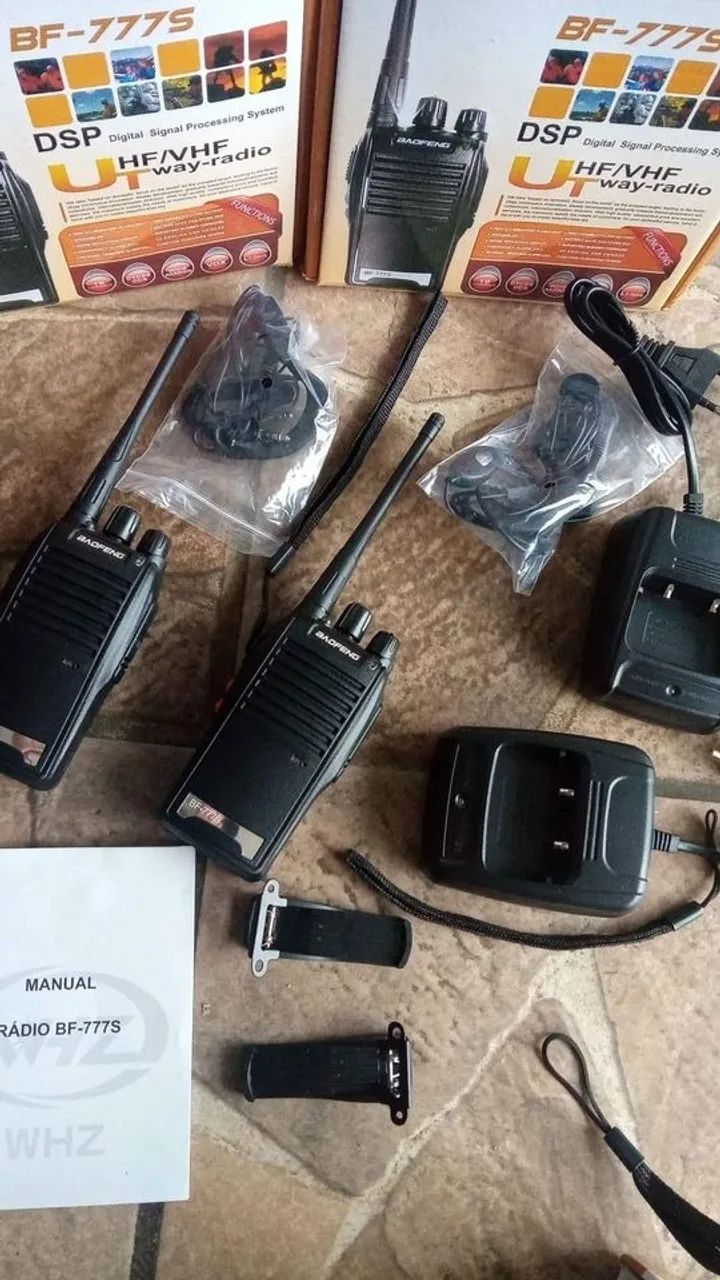 Radio comunicador BF777s, com microfone e fones - Foto 2
