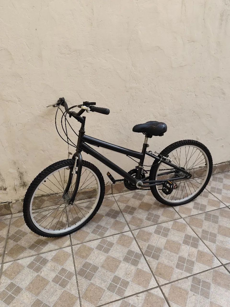 Bicicleta aro 26 com marchas