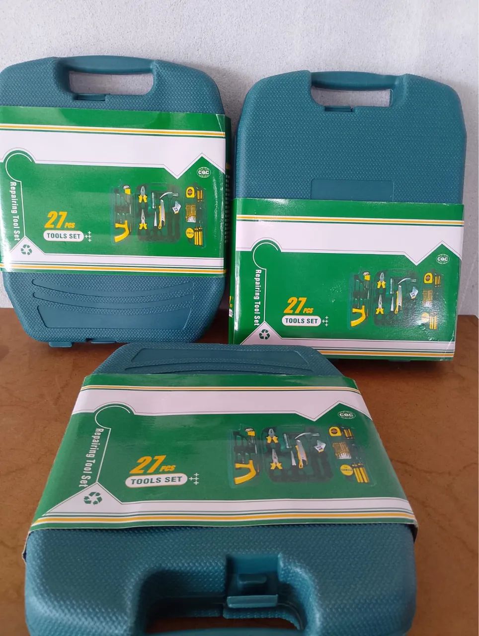 CONJUNTO DE FERRAMENTAS 27 peças 