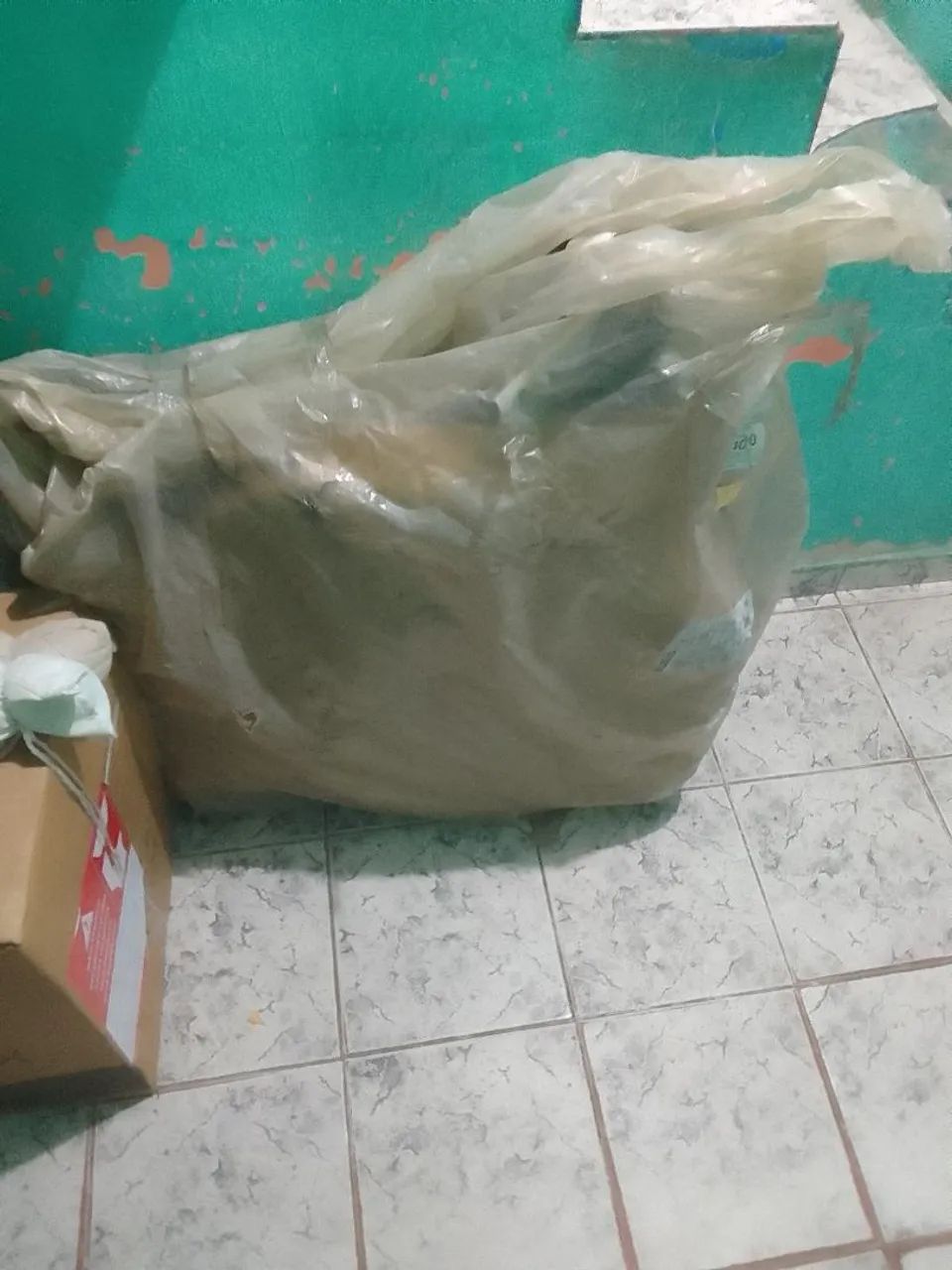 Cadeira de roda Nova no plástico nunca foi usado 
