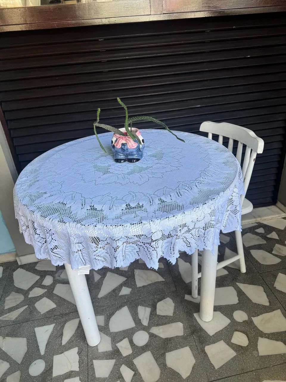 MESA COM 4 CADEIRAS MADEIRA DE GRAVTÁ  - Foto 4