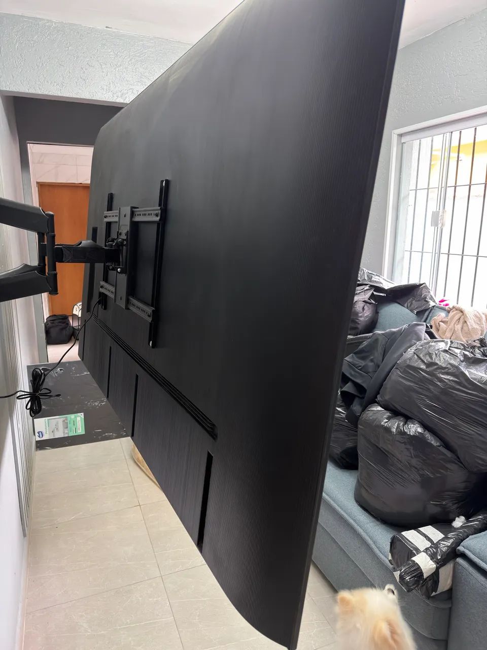 Samsung Smart TV 85 Crystal UHD 4K U8600F  - Foto 2