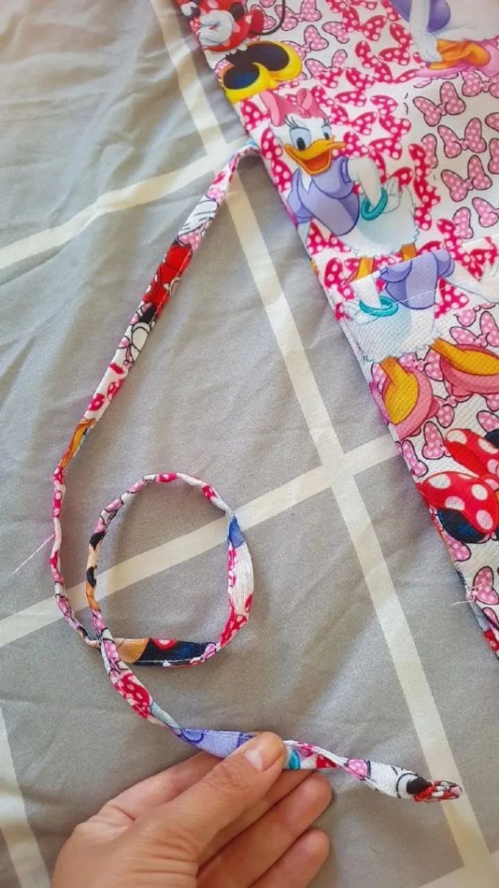Blusa bata oxford estampada minnie e margarida - Foto 5