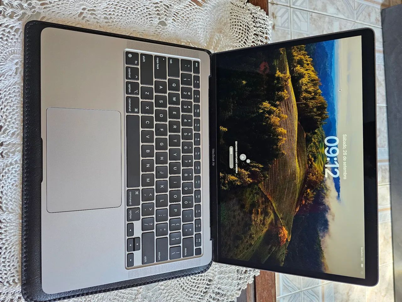 MacBook Air 13" ( Chip M1, 2020). - Foto 2