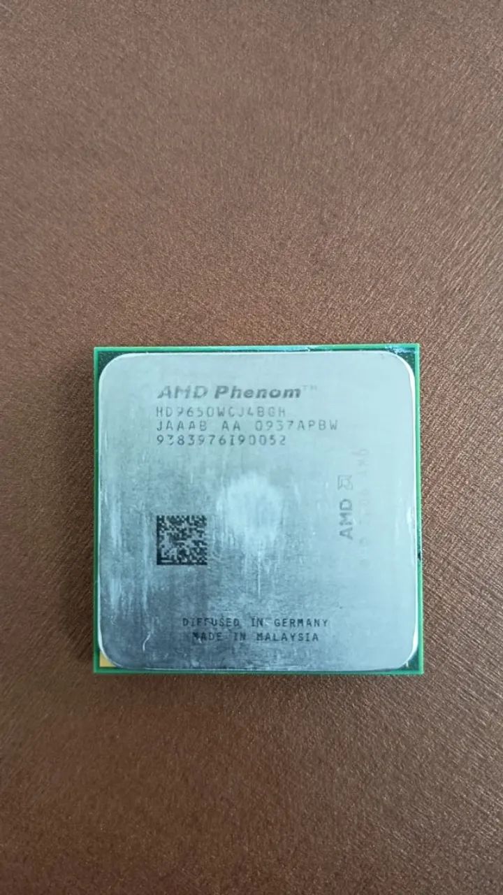 Processador AMD Phenom X4 (Quad-Core, 4 núcleos) usado