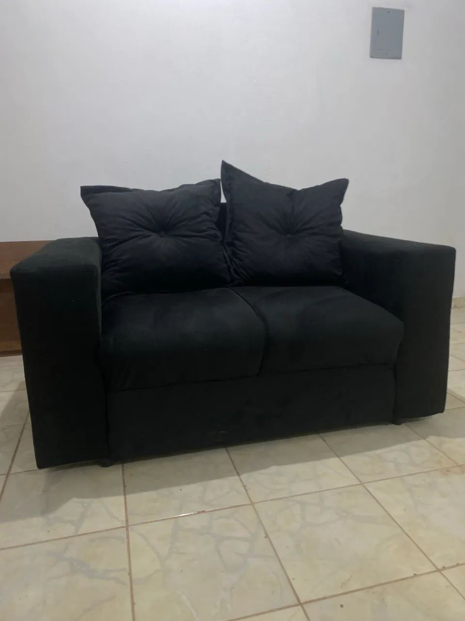 Sofá 2 lugares 