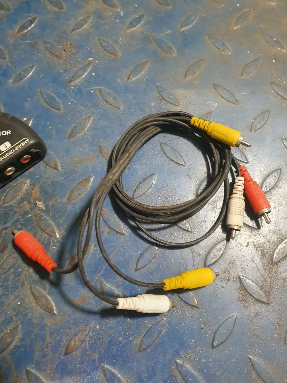 Seletor AV RCA 3 entradas (Game Selector) + cabos - funcionando - Foto 3