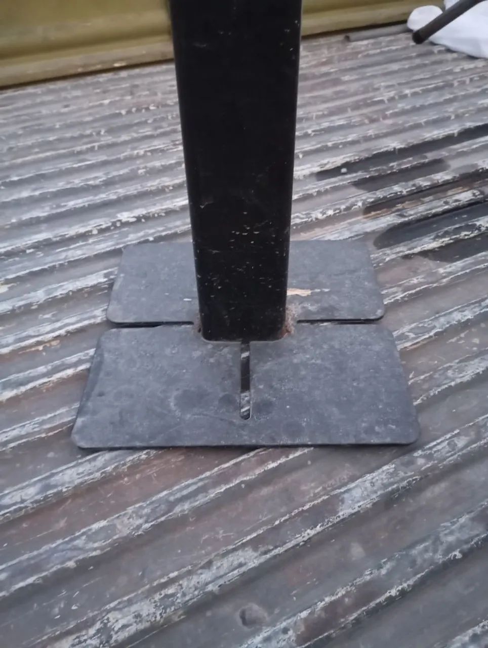 Totem pedestal  - Foto 2
