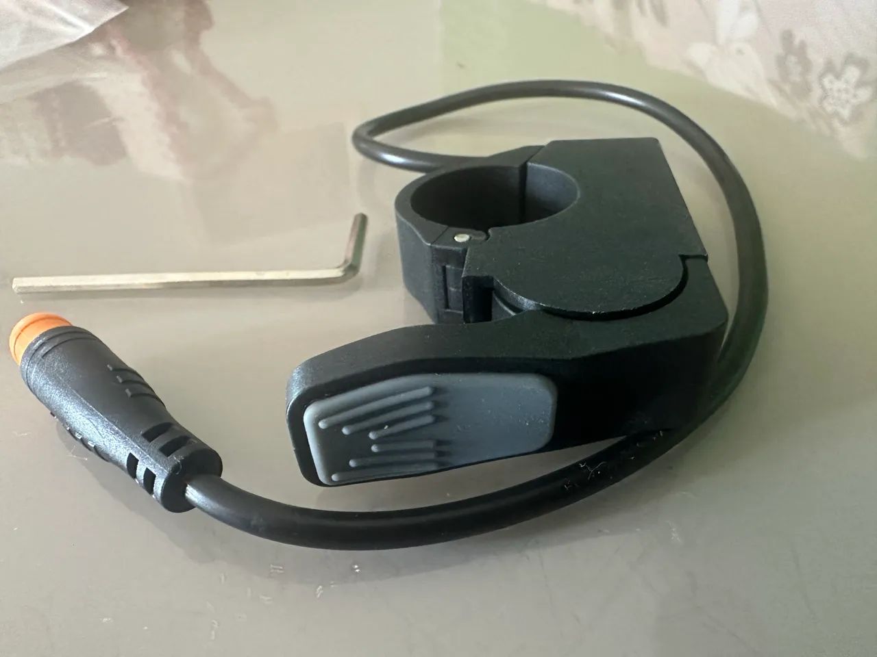 Acelerador bike elétrica conector 3 pinos 