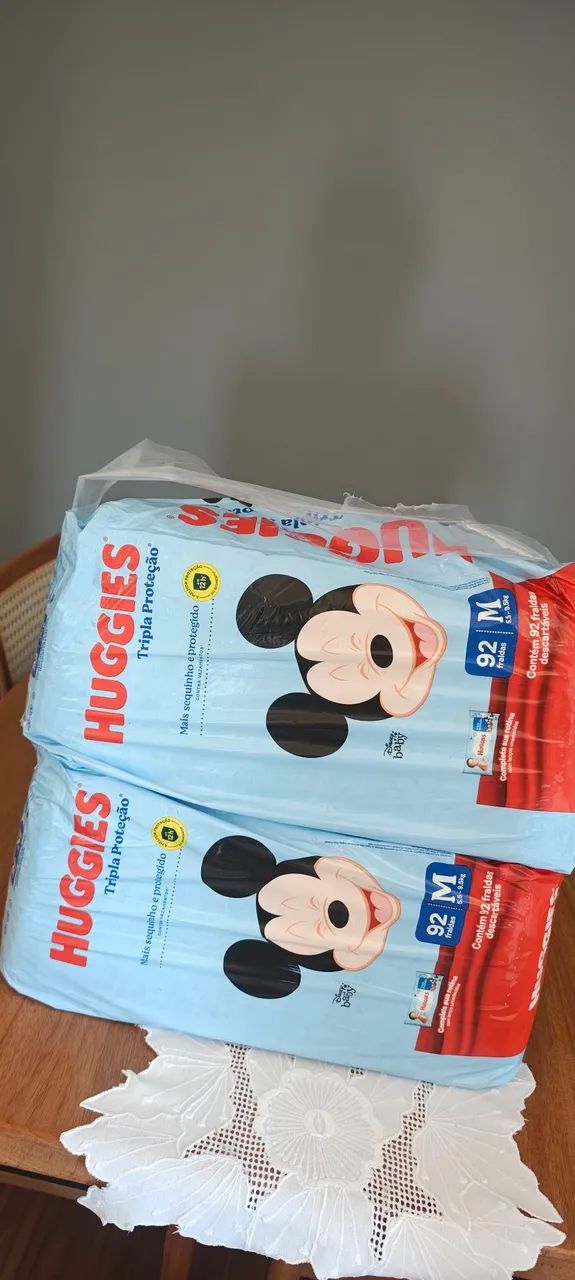 Fraldas Huggies tamanho M