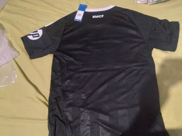 Camisa Real Madrid Torcedor M Nova com etiqueta - Foto 2