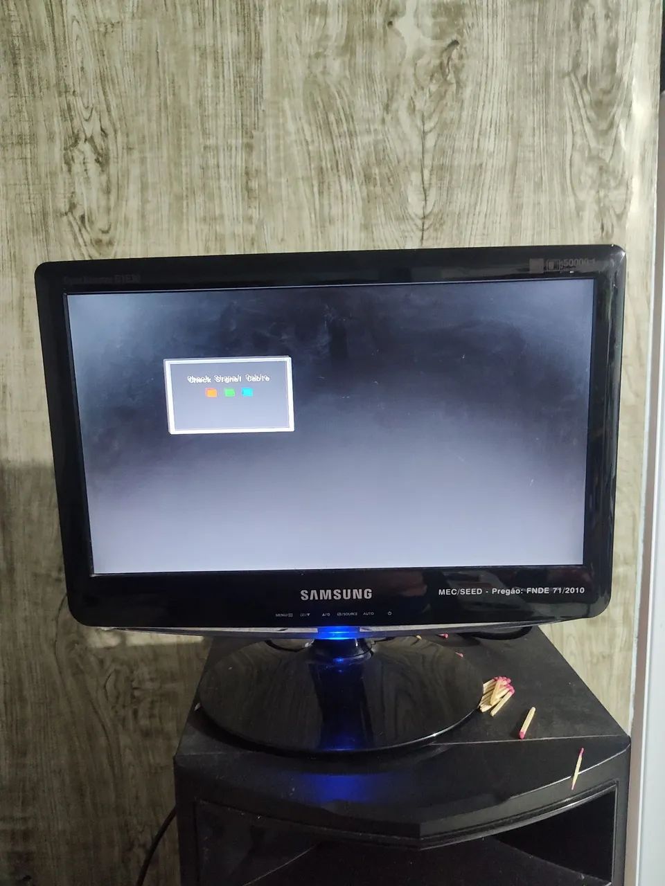 Monitor 16  - Foto 2