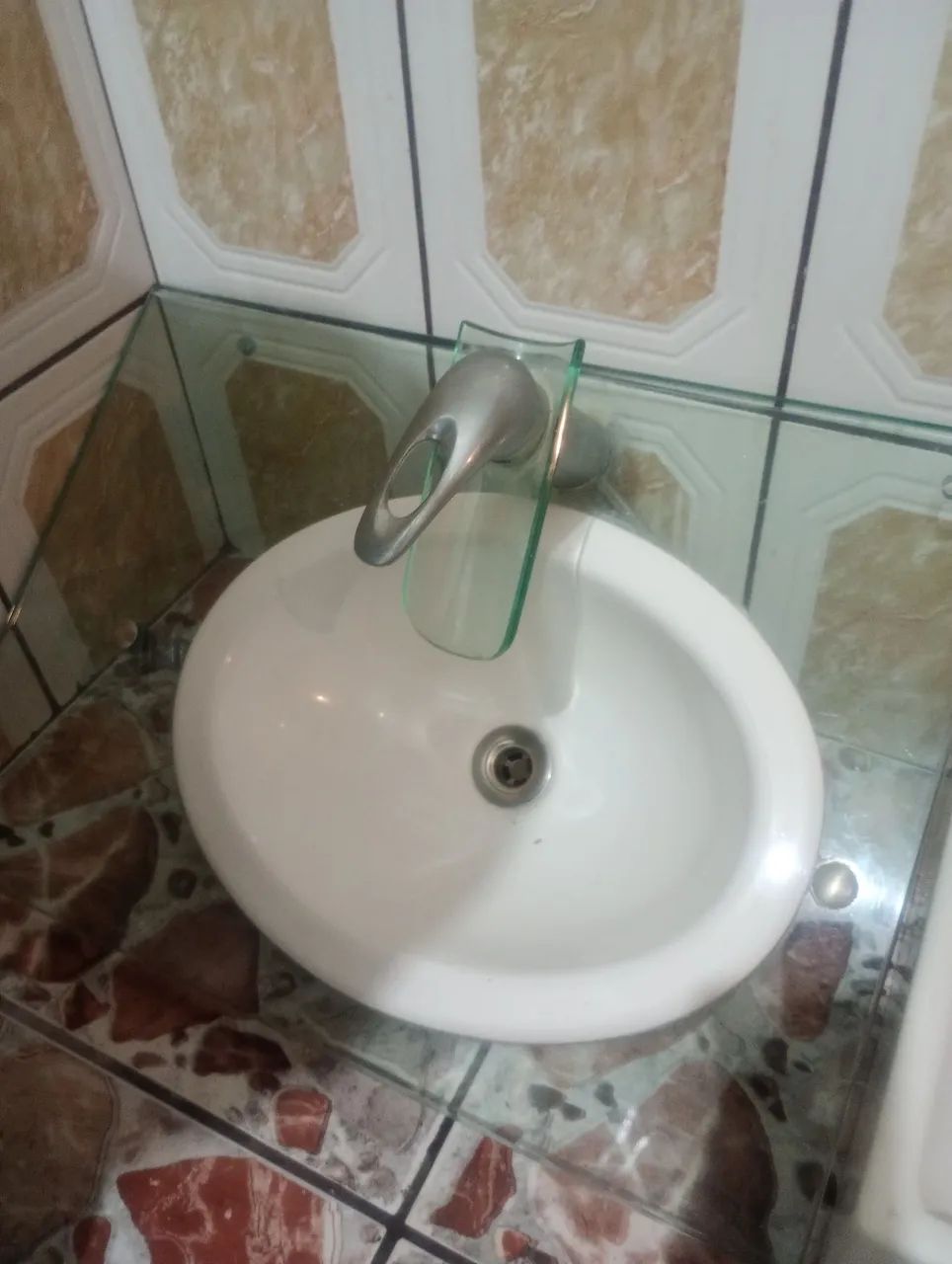 Cuba de banheiro 