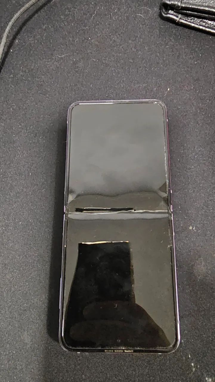 Galaxy Z Flip 4 para peças