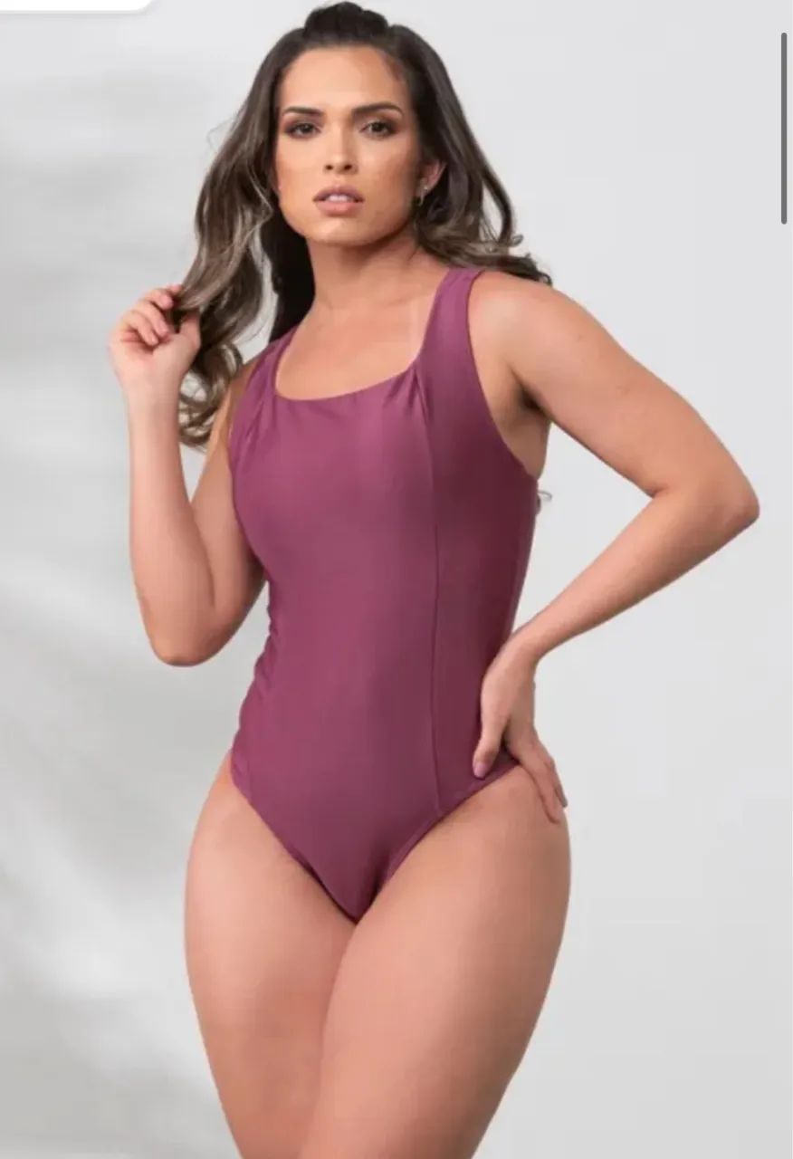 Maiô chapa barriga marca camboriú