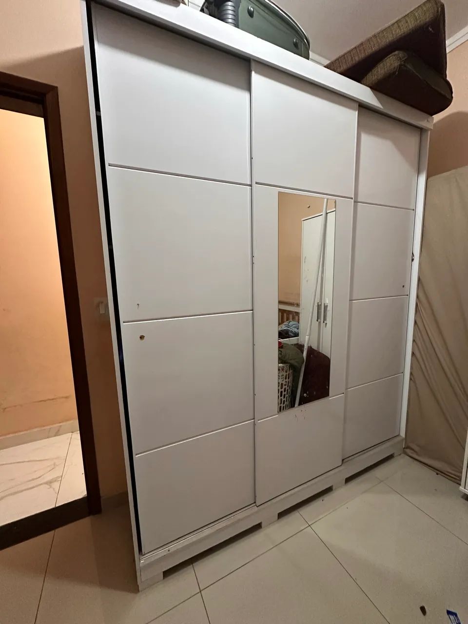 Guarda roupa correr 3 portas 