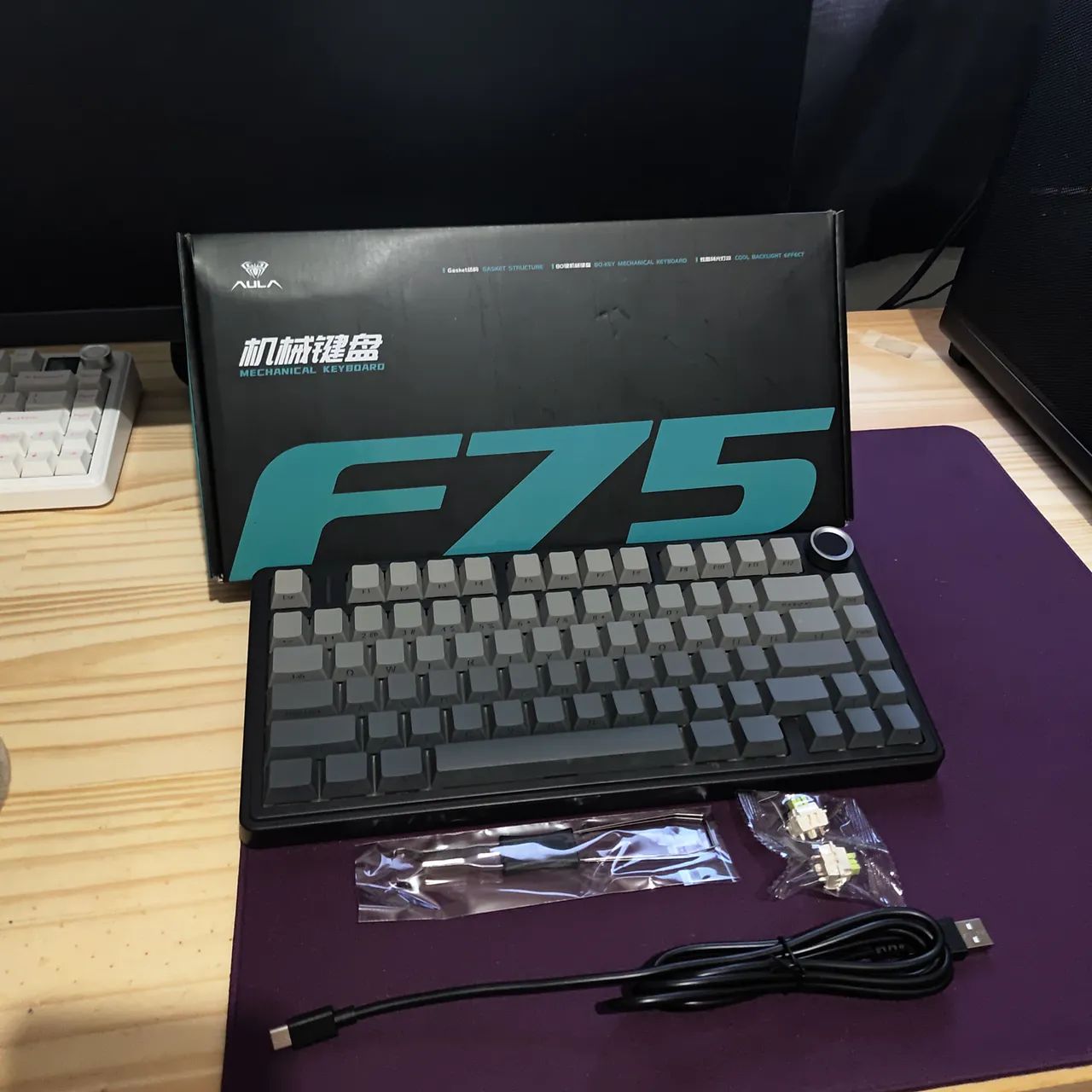 Aula F75 Gradient Black - Foto 4