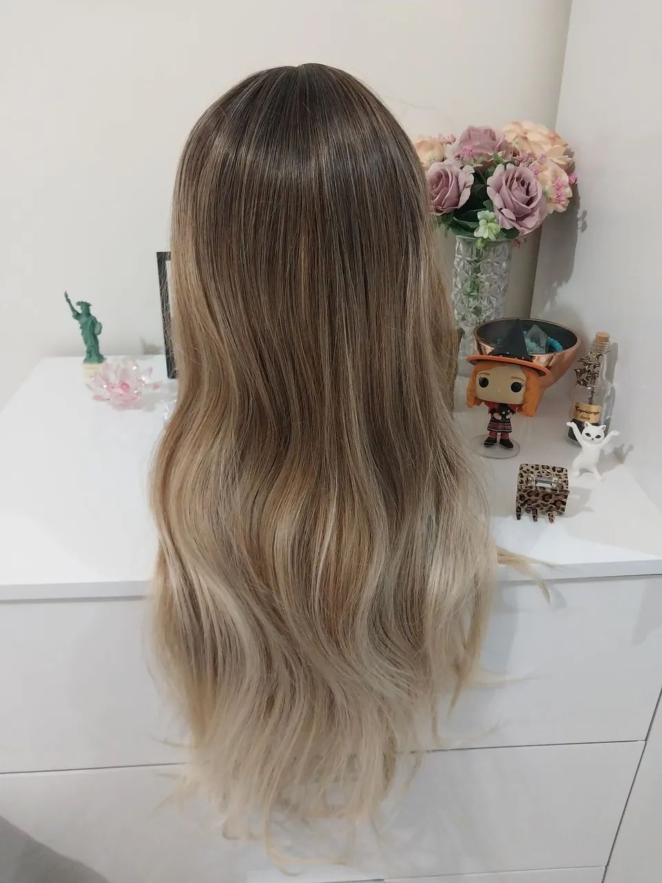 Wig Morena iluminada com franja
