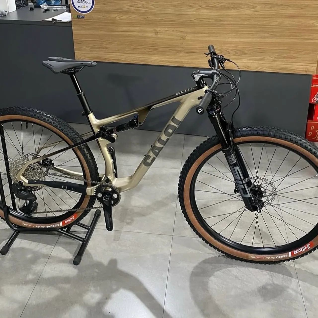 Caloi elite FS racing di2 2026
