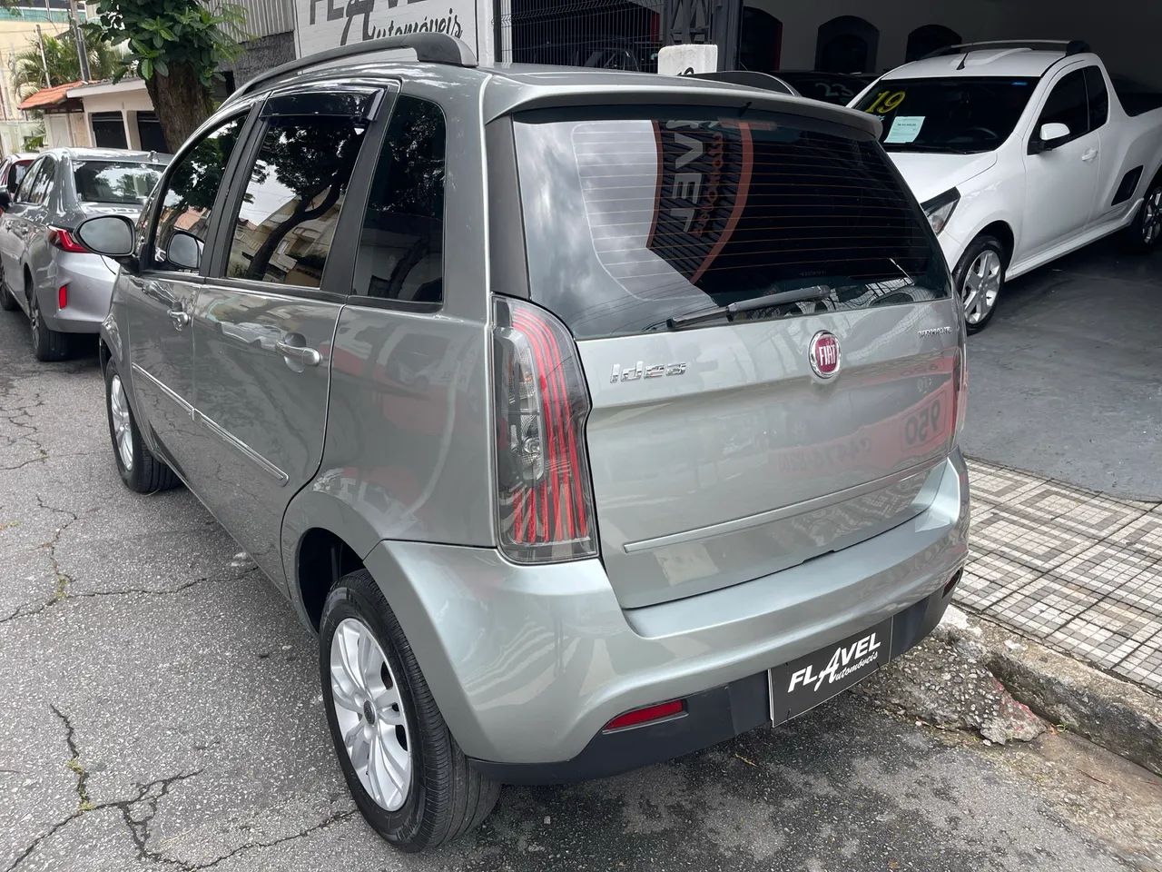 Fiat Idea Attractive 1.4 Fire Flex 8V 5P 2014 - Foto 4