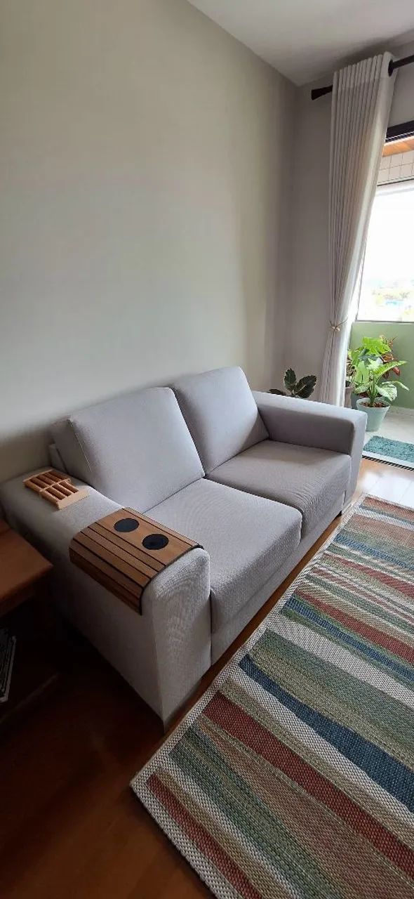 Sofá 2 lugares 