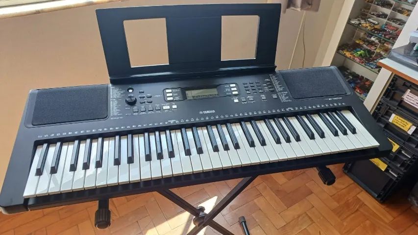 Yamaha PSR E363