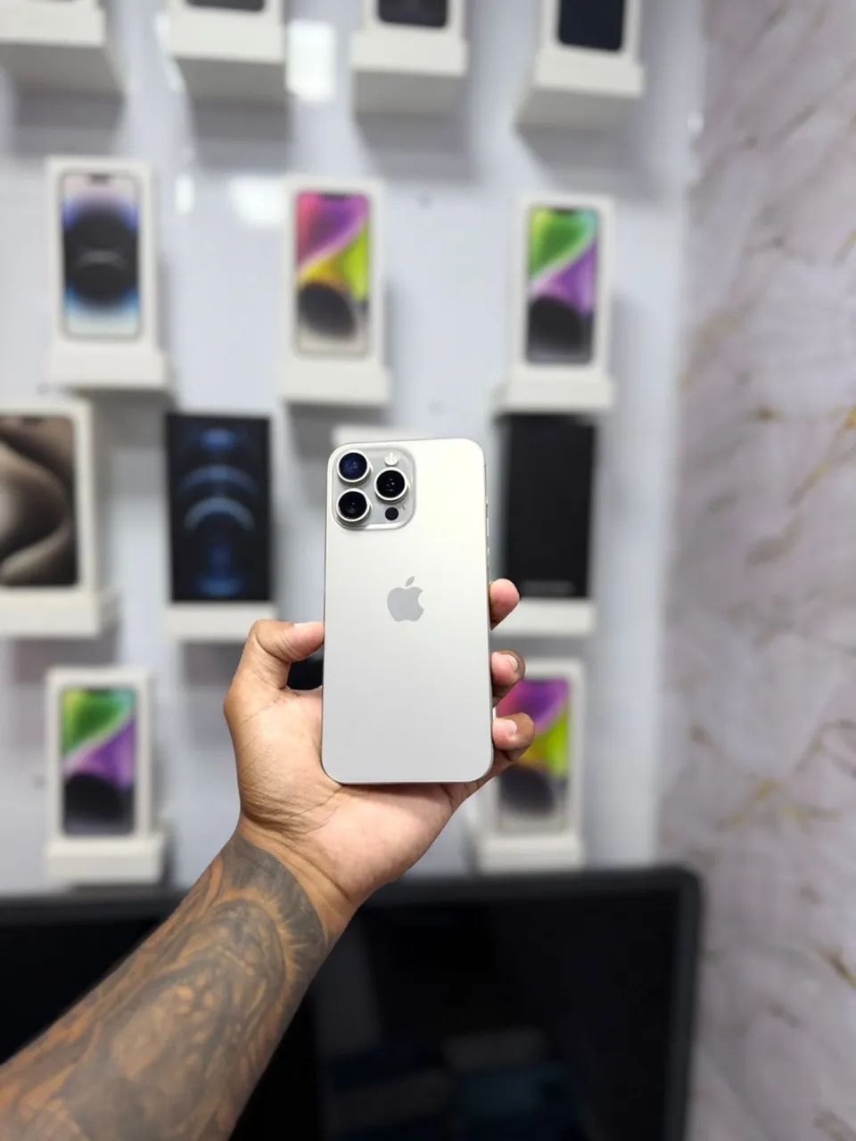 iPhone 15 PRO - 128GB ?3.899 - Celulares e Smartphones - Samambaia