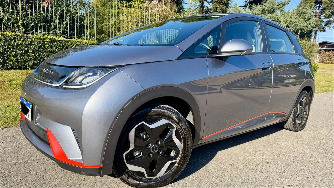 BYD Dolphin 2024