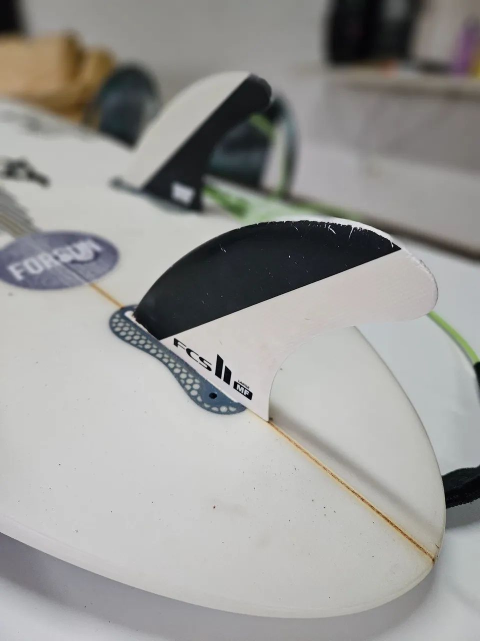Prancha de surf Mayhem 6.2 com quilhas FCS - Foto 5