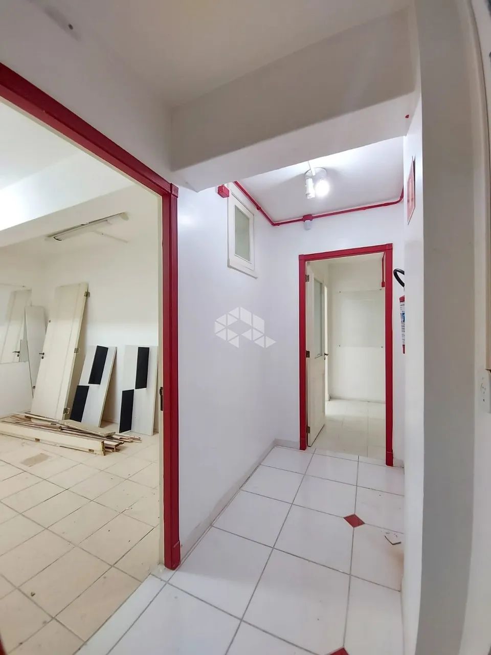 SALAS NO EDIFÍCIO LUZIANA - Foto 2