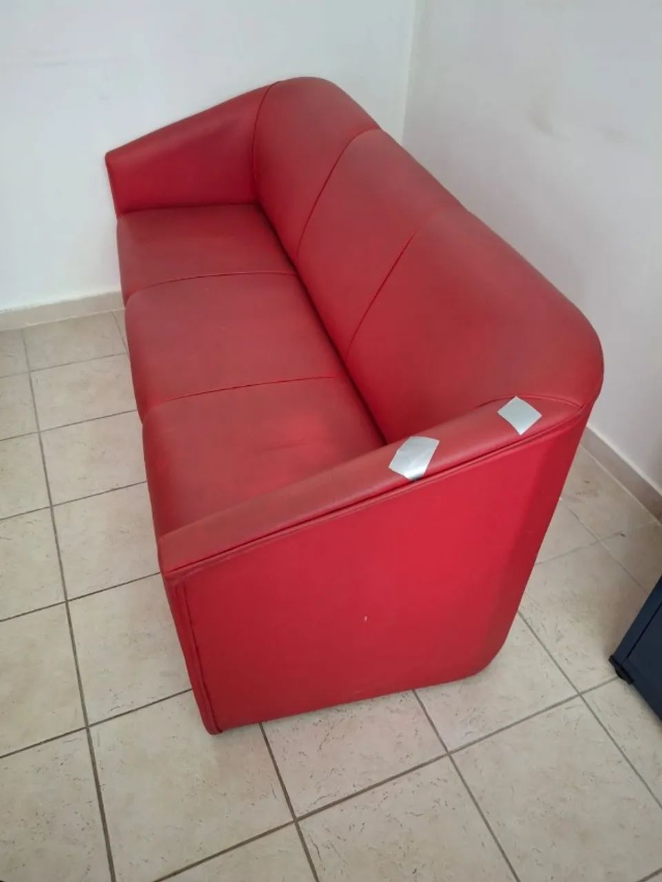 Sofá vermelho - Foto 2